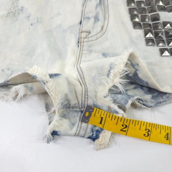 BDG HIGH RISE DREE CHEEKY SHORTS WOMEN'S SIZE 29 W STUDDED VINTAGE WASH *FLAWS* - Picture 15 of 16